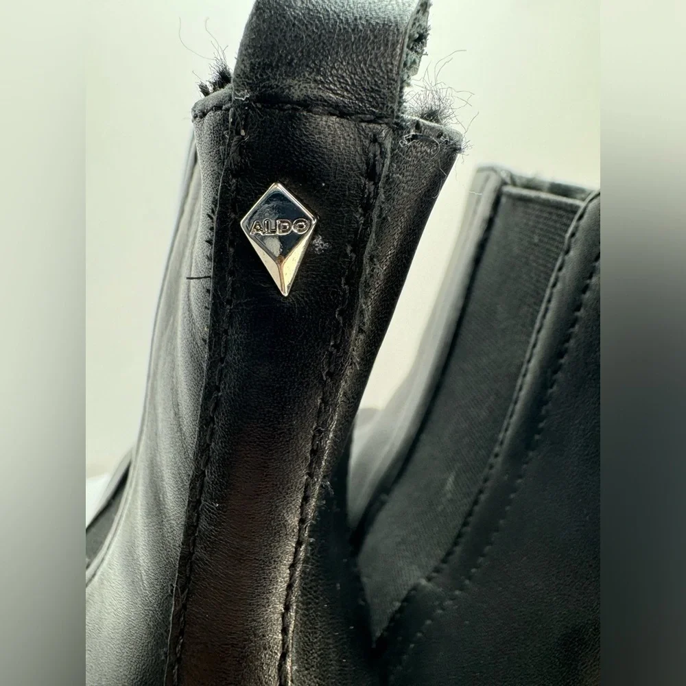 NWT Aldo‎ Black Leather Faux Fur Lined Waterproof Boots Size 9